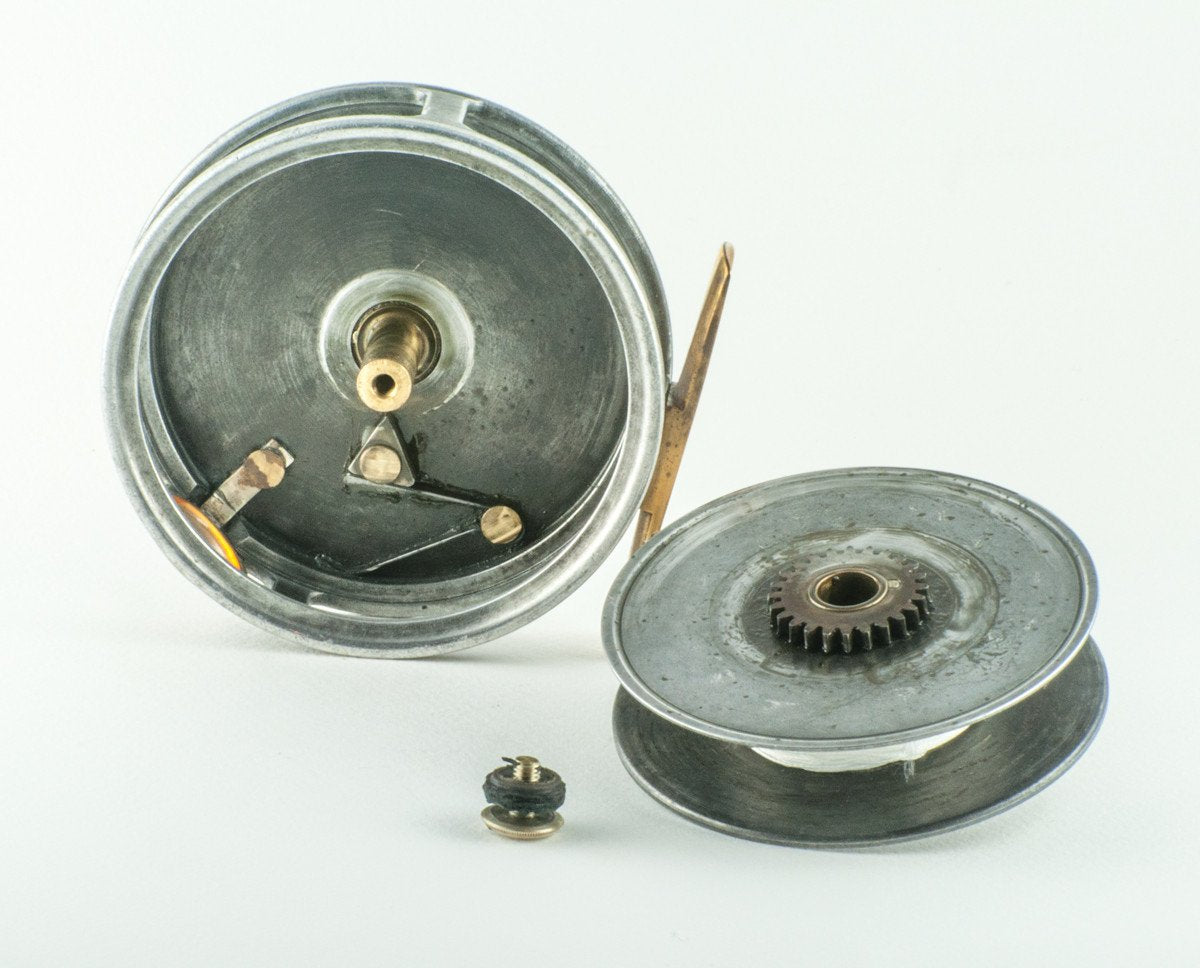 JW Young 3 3/8" Pattern 1 red agate fly reel 