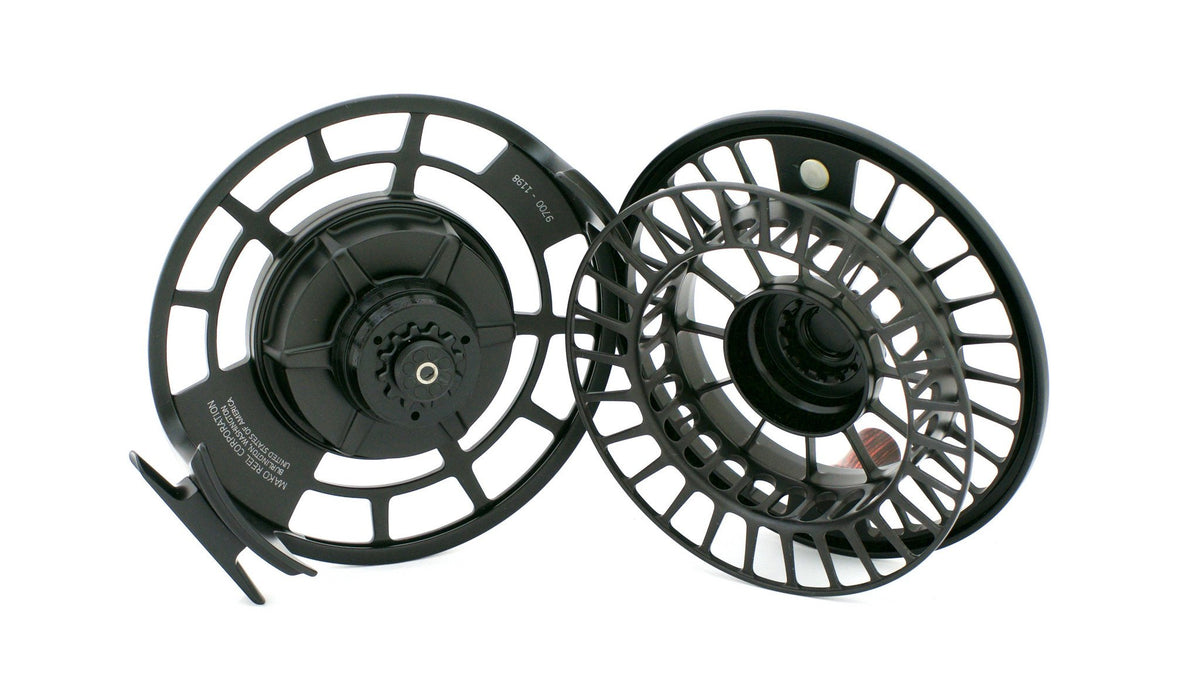 Charlton Mako Fly Reel and Spare Spool - Model 9700B Stealth