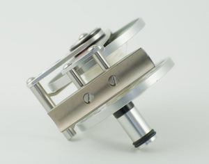 Ari 't Hart Mach 0 fly reel