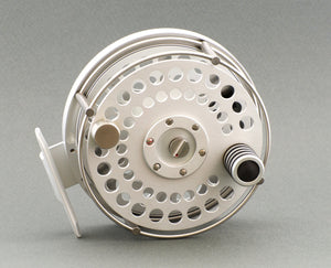 Ari 't Hart S3 fly reel and two spare spools