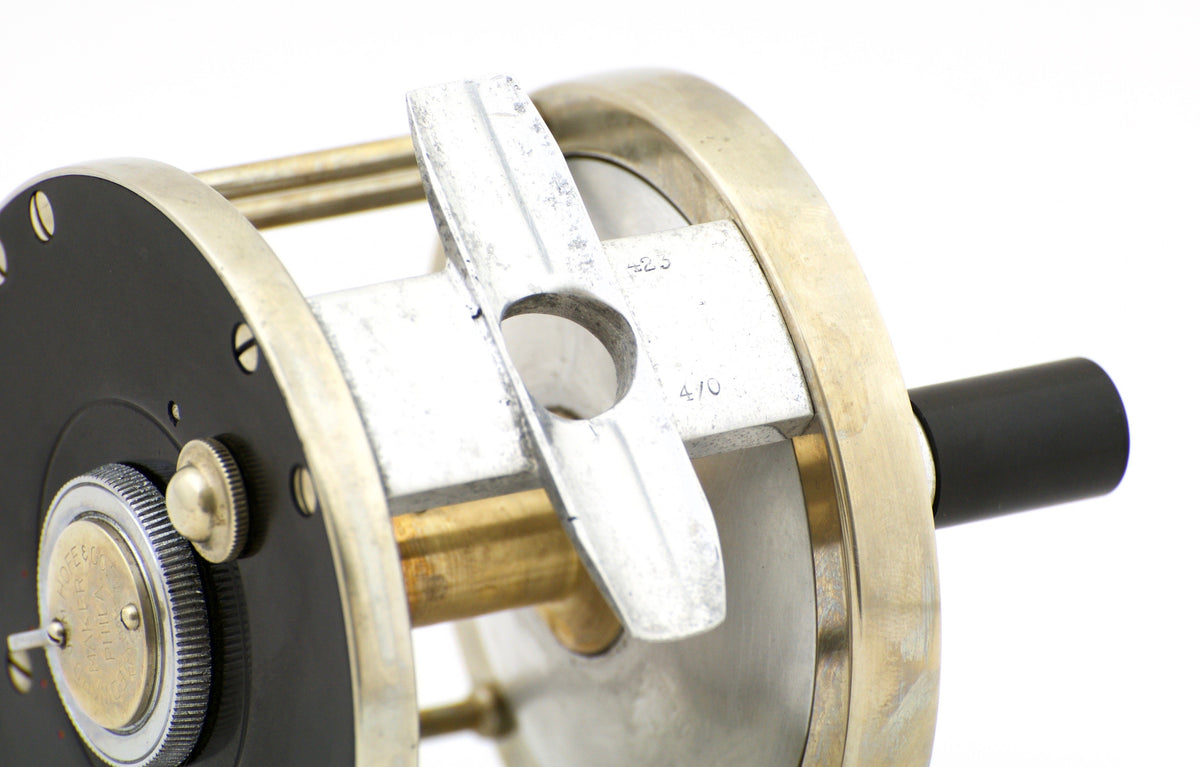 Edward Vom Hofe Model 423 Restigouche 4/0 Fly Reel