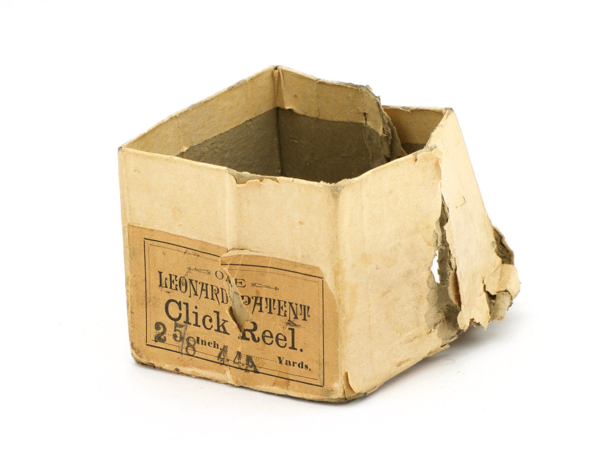 Leonard Mills Model 44A Raised Pillar Fly Reel