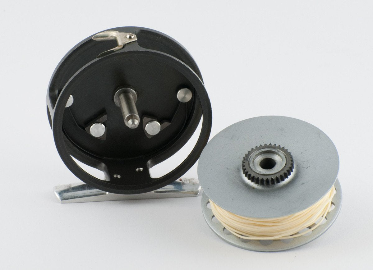 Hardy Flyweight Fly Reel