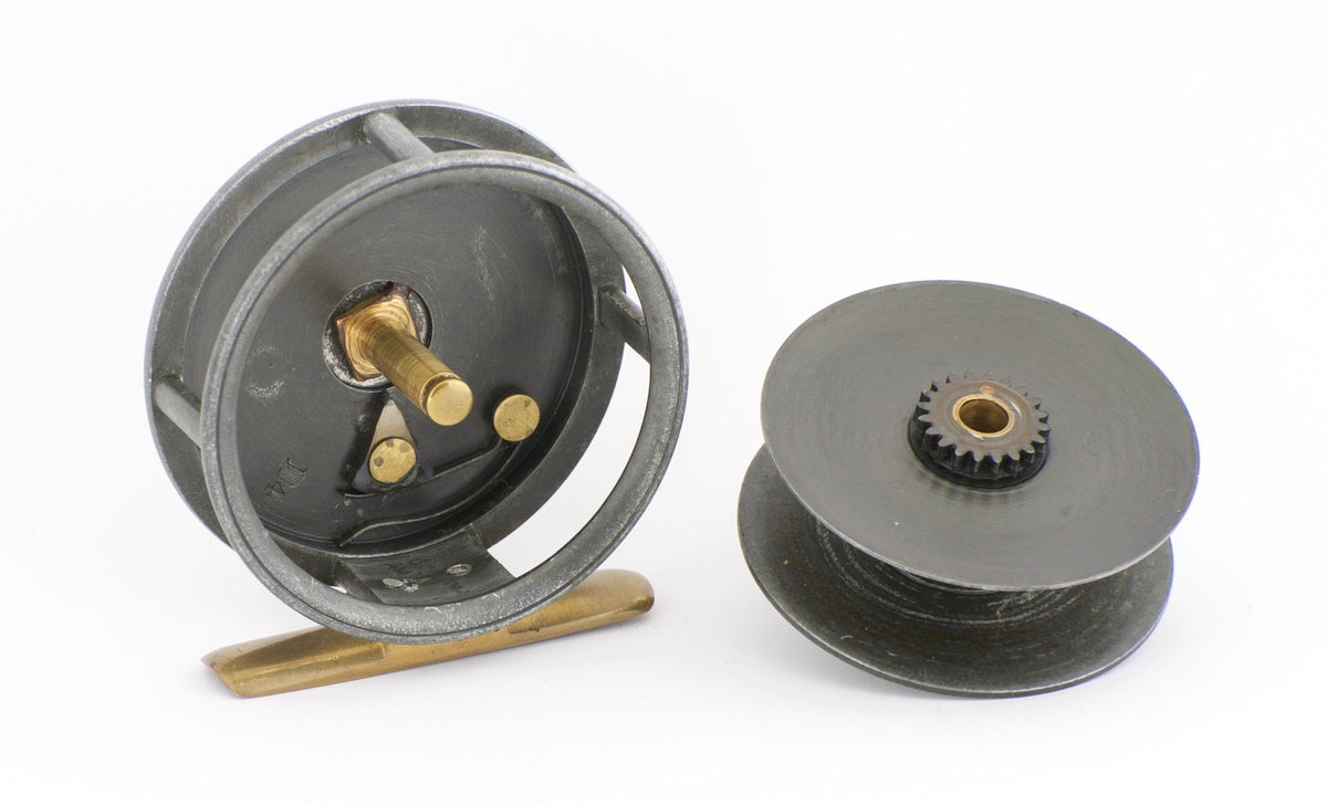 Dingley Fly Reel 2 5/8" Horseshoe Latch 