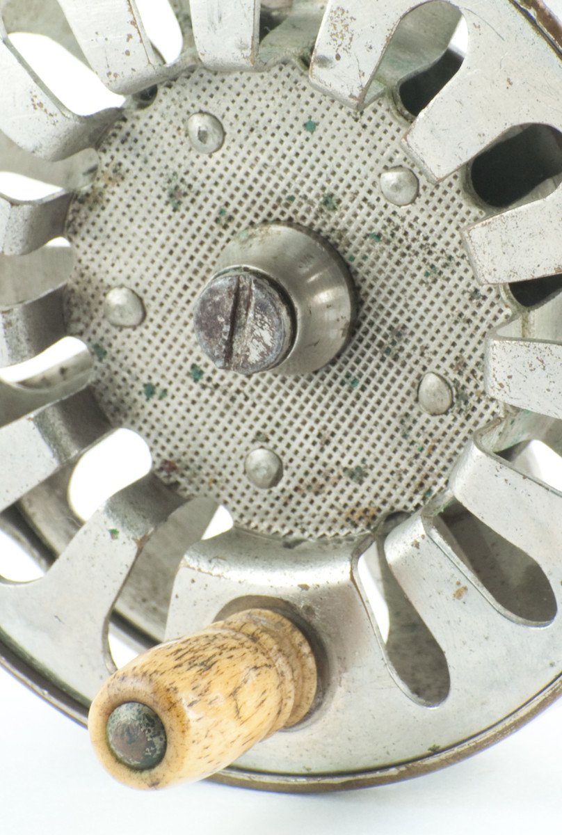 Pettengill sidemount reel