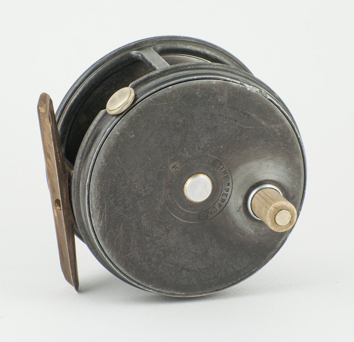 Hardy Perfect 3 1/2" wide drum fly reel