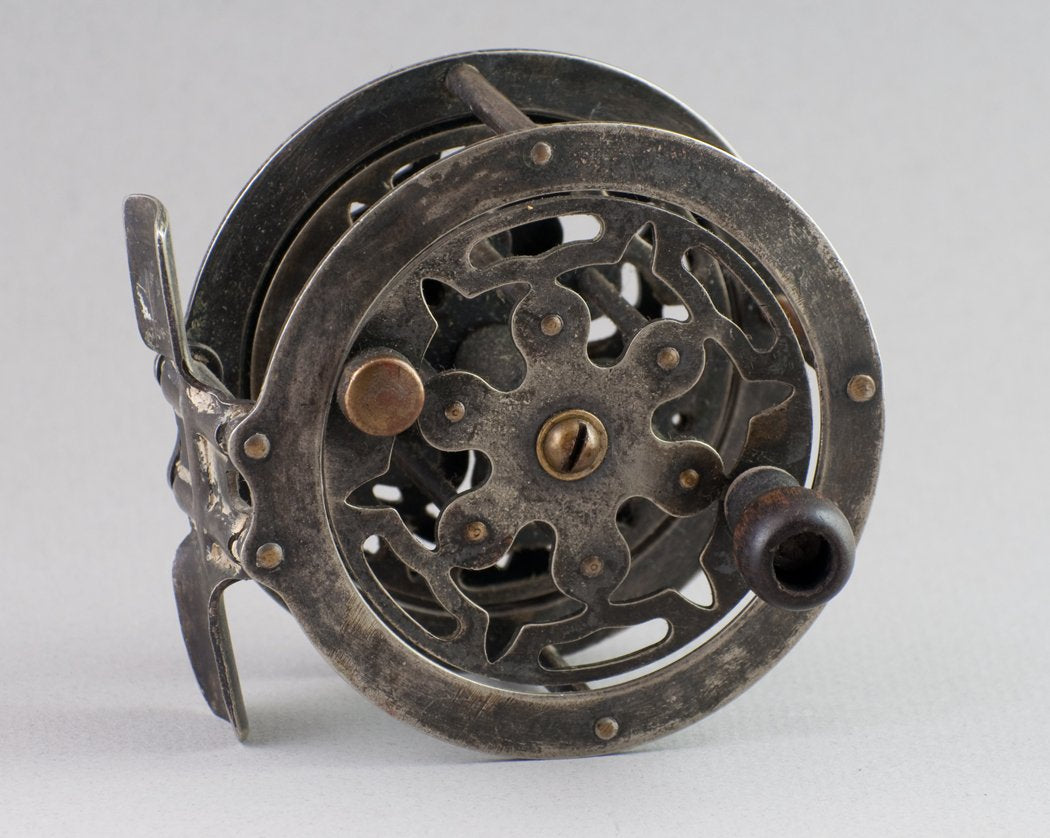 button on a fly reel Yale Metal Products Lightweight Skeleton Fly Reel