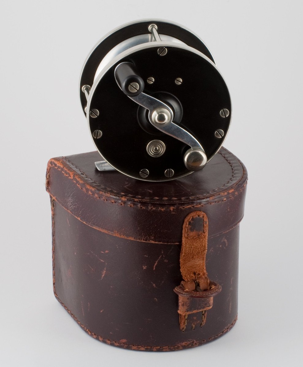 Edward Vom Hofe Model 423 Restigouche 2/0 Fly Reel