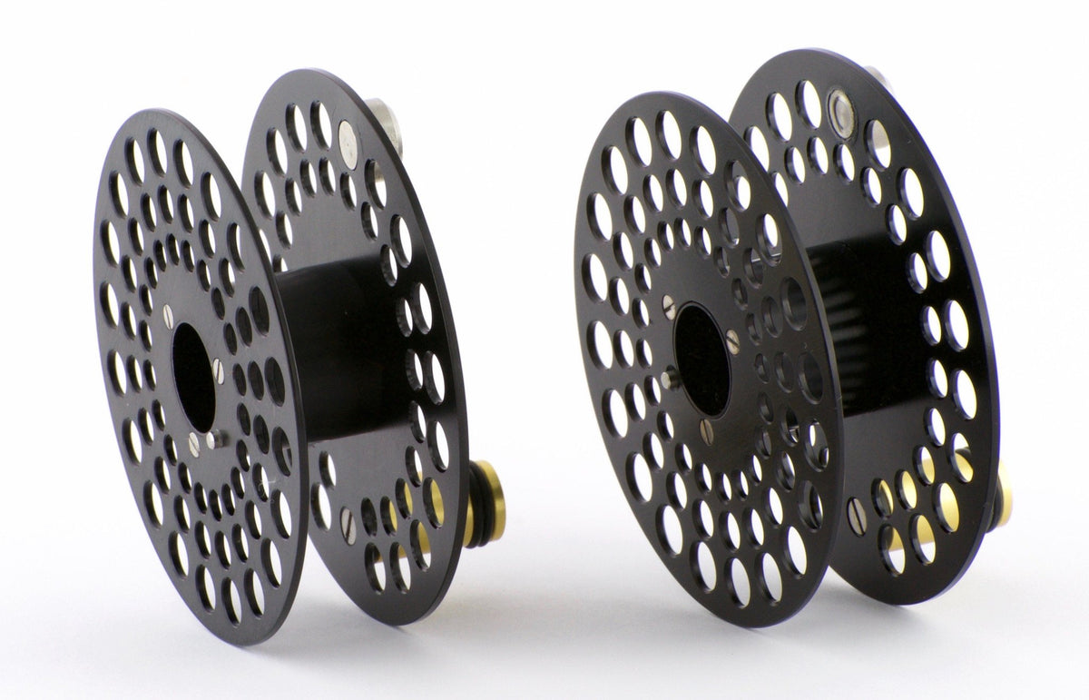 Ari 't Hart F3 Lake Taupo fly reel and two spare spools