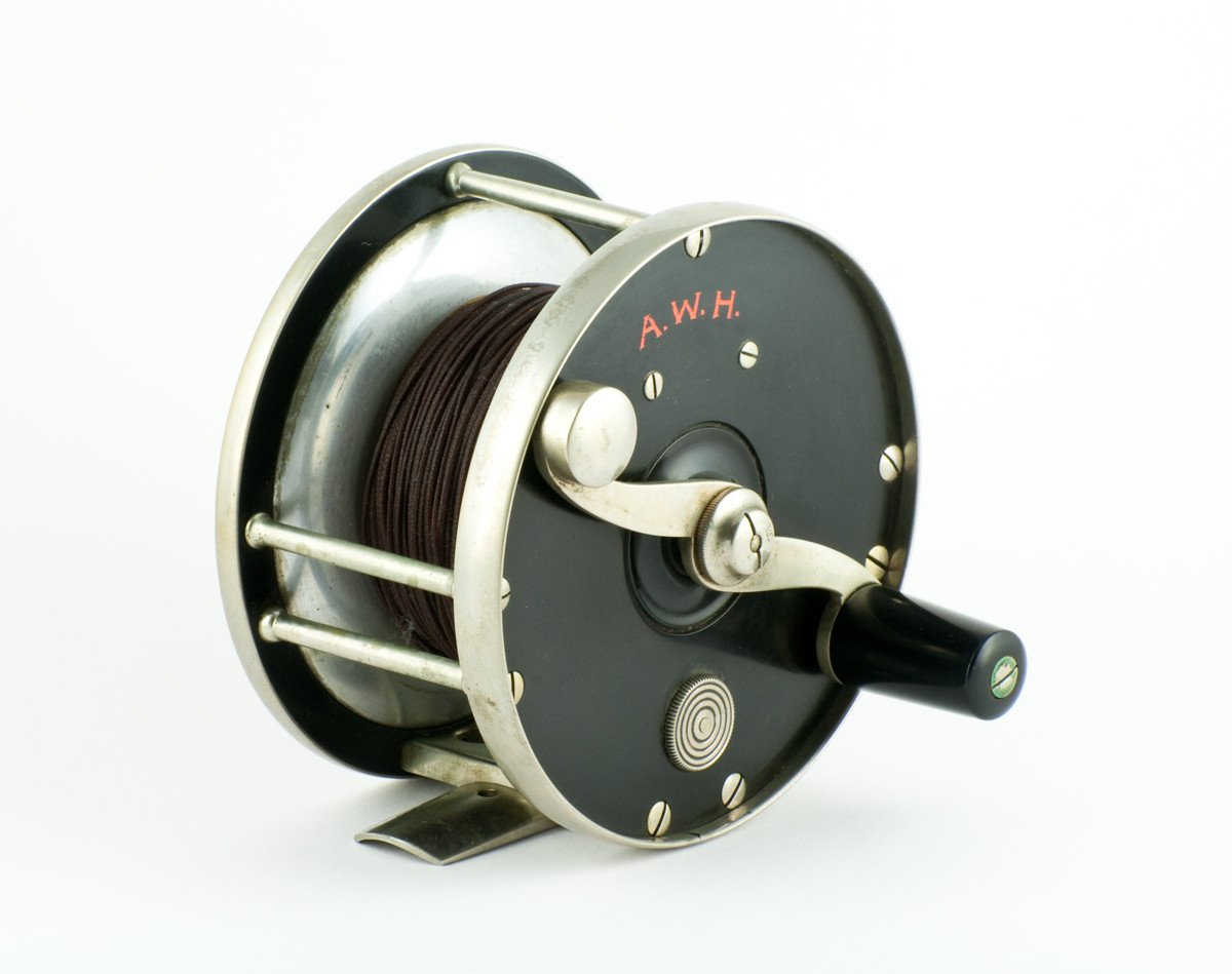 Edward Vom Hofe Model 423 Restigouche 4/0 Fly Reel