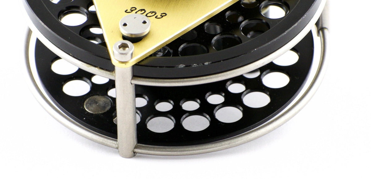 Ari 't Hart F2 Rio Orbigo fly reel and spare spool