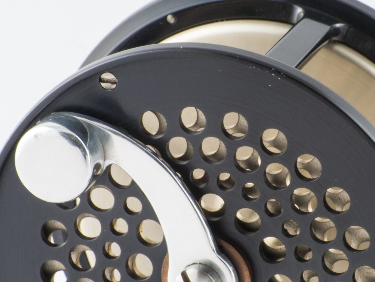 Bogdan Steelhead Fly Reel - Black/Gold LHW