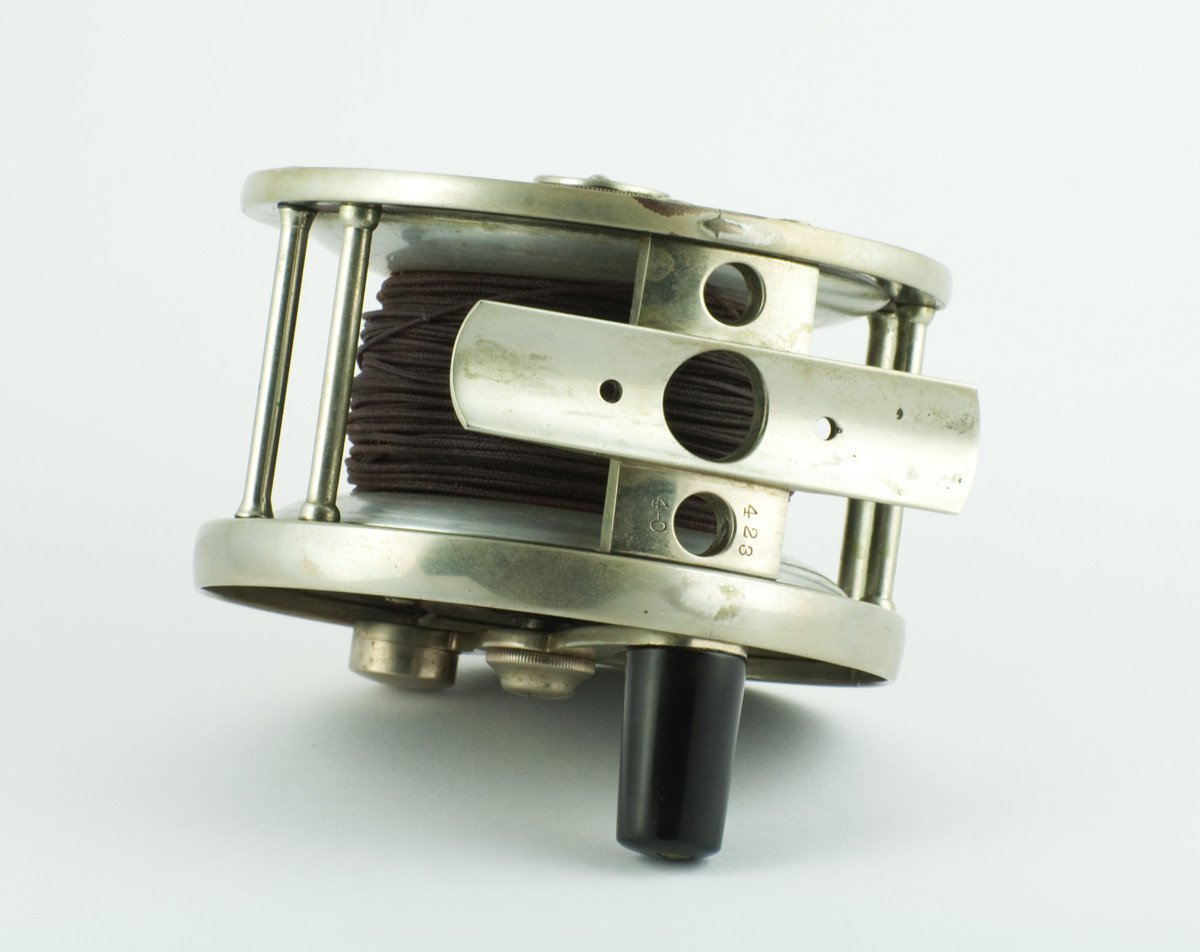 Edward Vom Hofe Model 423 Restigouche 4/0 Fly Reel