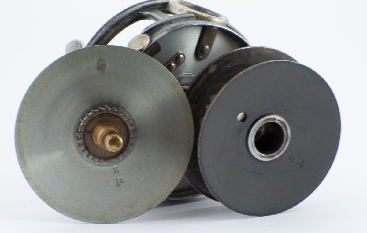 Hardy Perfect 2 7/8" Fly Reel - 1917 check