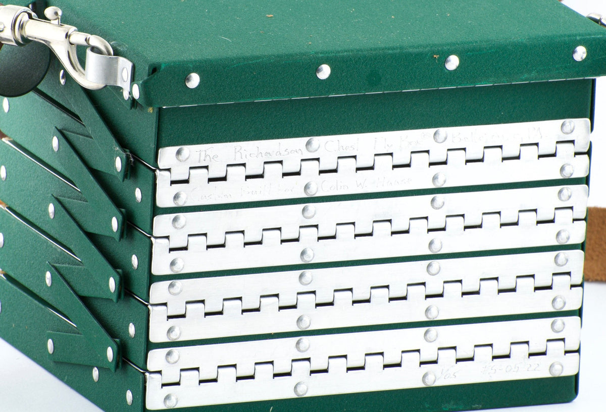 Richardson Chest Fly Box