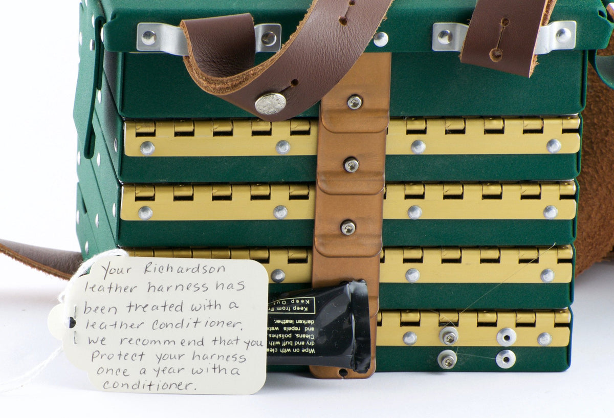 Richardson Chest Fly Box 