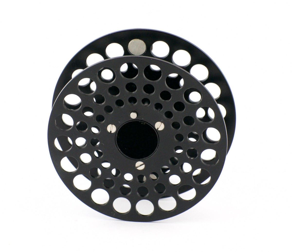 Ari 't Hart F2 Rio Orbigo fly reel and spare spool