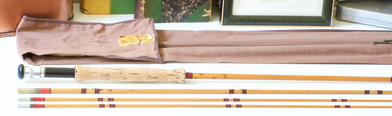 Hardy Hollokona Salmon De-luxe 3/2 8'6' - #4 Bamboo Fly Rod - handle grip detail