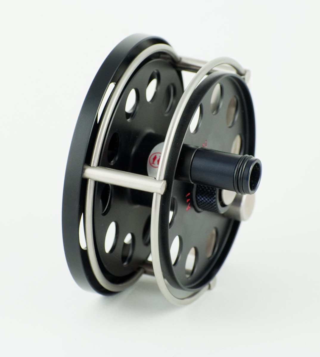 Ari 't Hart Round II black fly reel - mint