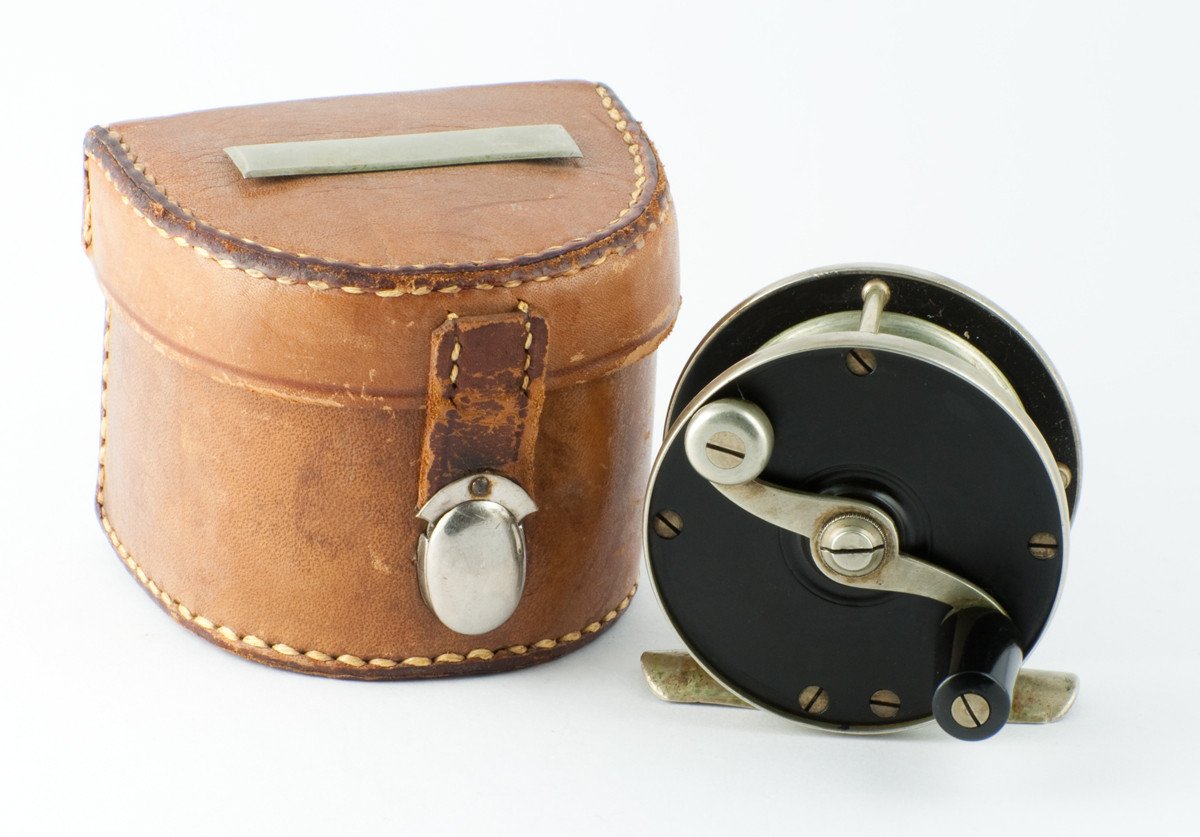 edward vom hofe 1883 fly reel 3 1 2 Edward Vom Hofe Model 355 Peerless Fly Reel - rare size 3 1/2!