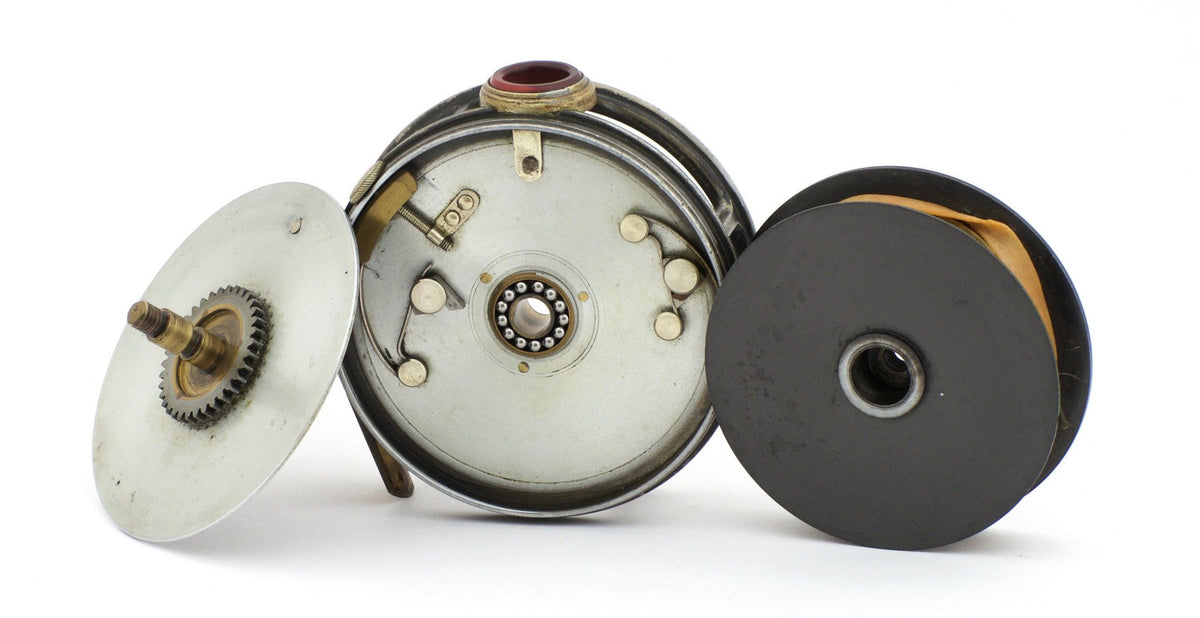 Hardy Perfect 3 5/8" Fly Reel w/ Red Agate 