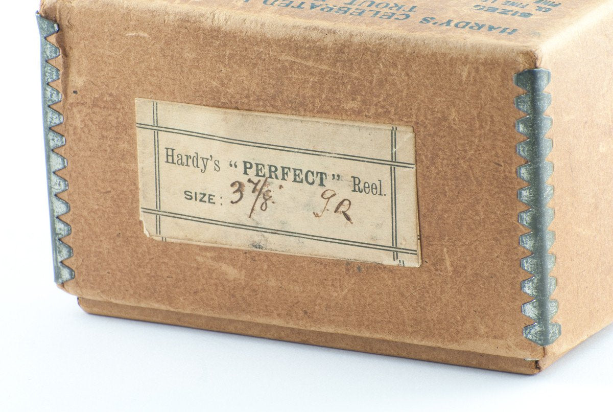 Hardy Perfect 3 3/8" with Hardy box and leather case