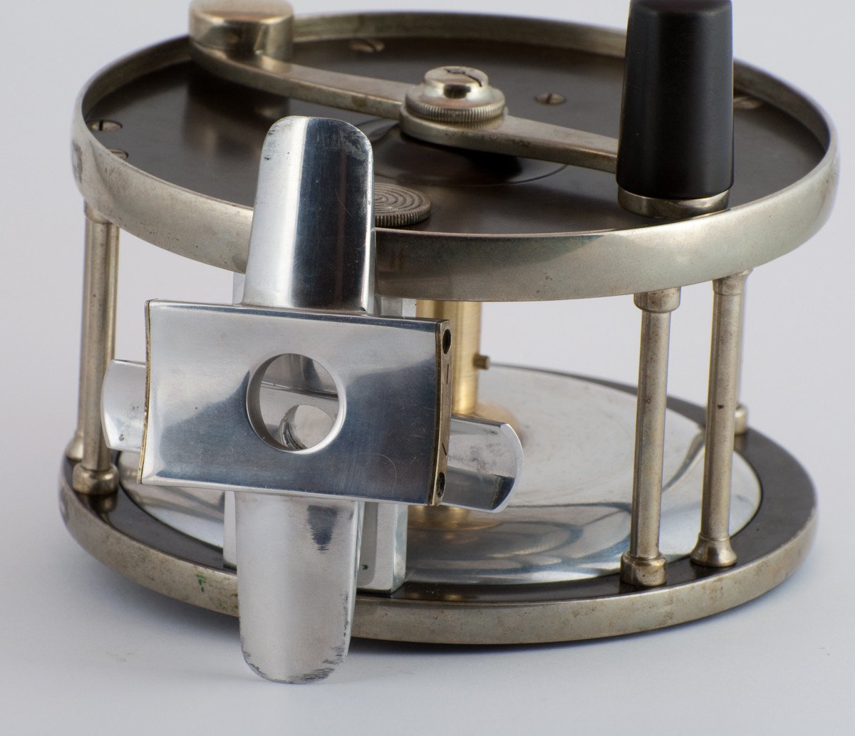 Edward Vom Hofe Model 423 Restigouche 6/0 Fly Reel with Leather Case - LHW