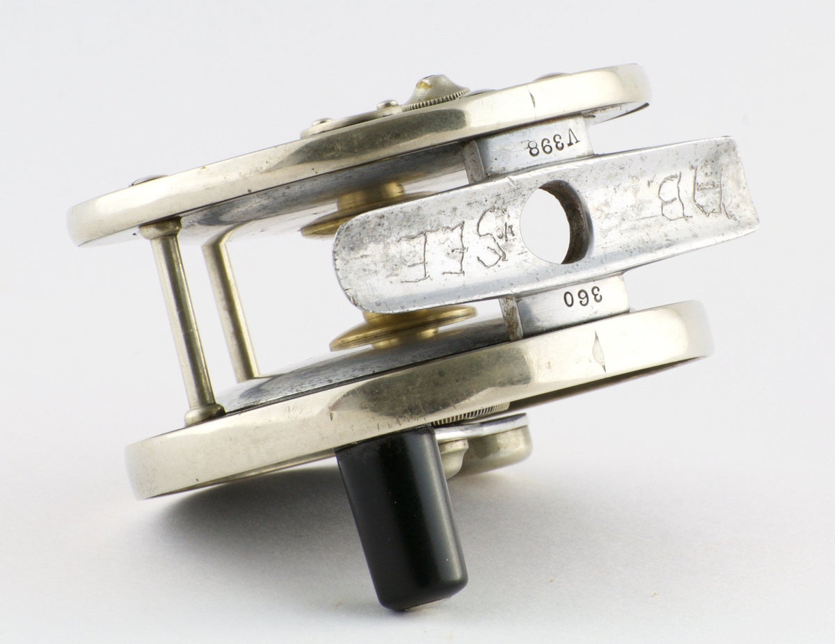 Edward Vom Hofe Model 360 Perfection Size 1/0 Fly Reel