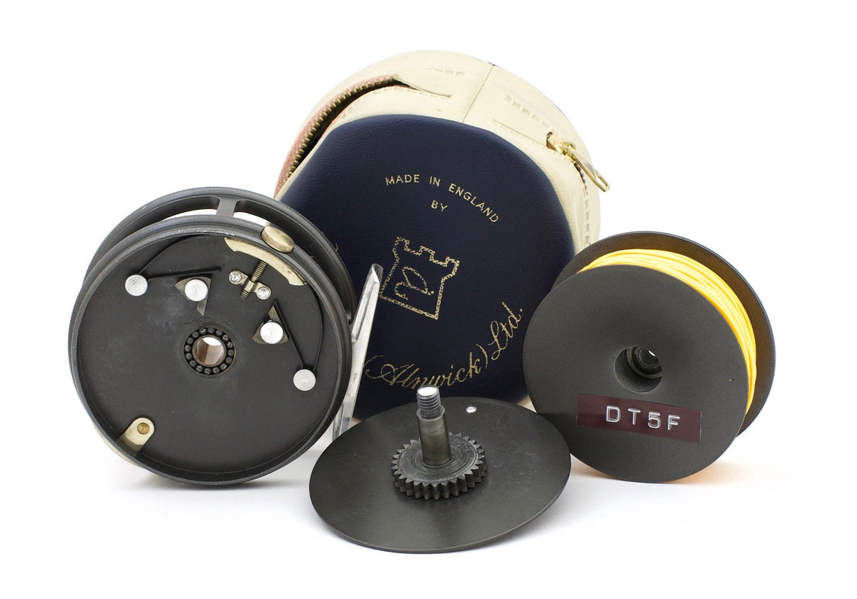 Hardy Perfect 3 1/8" Fly Reel