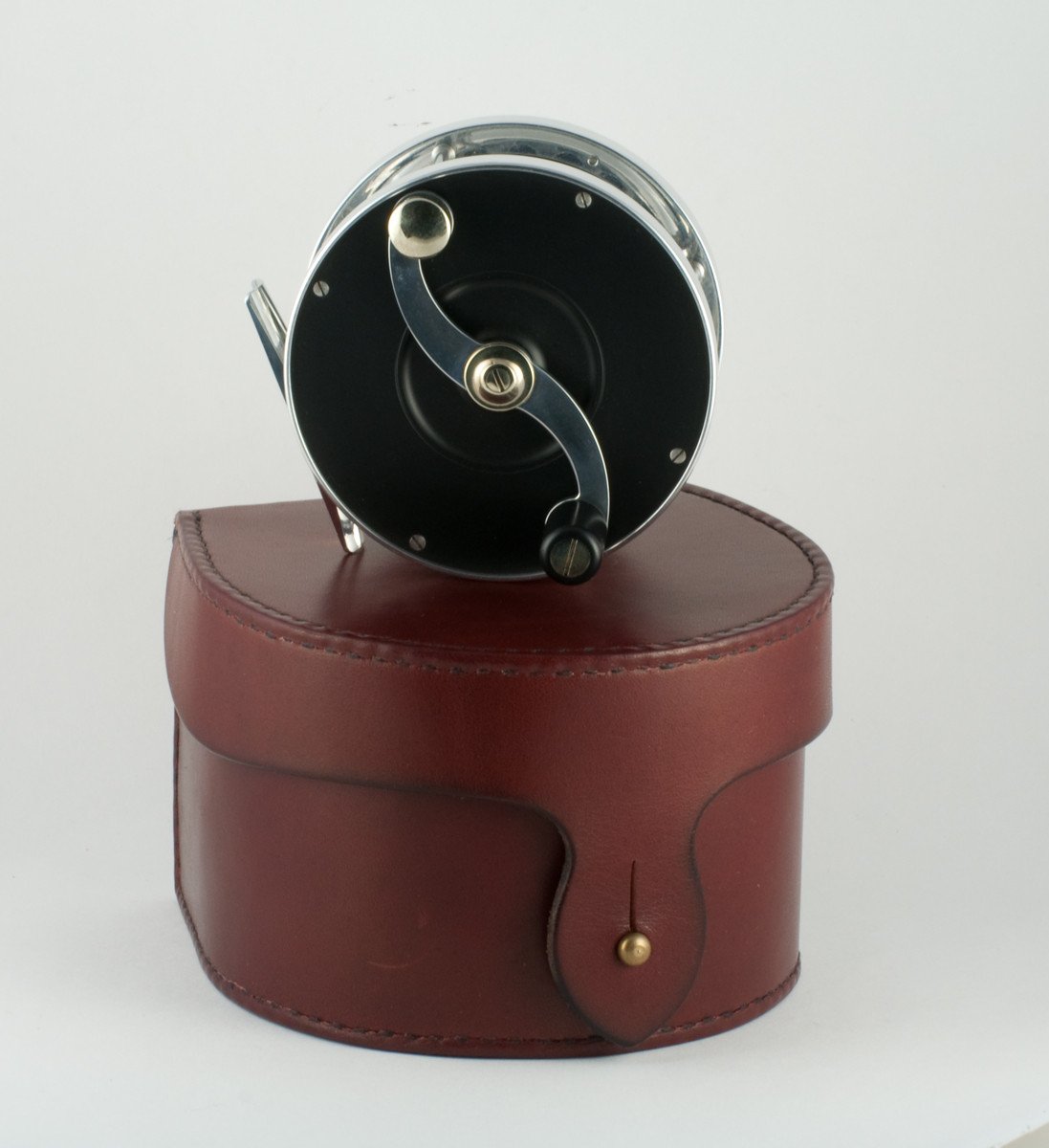 Bellinger 3 1/2" Light Salmon Fly Reel with Arne Mason Case 
