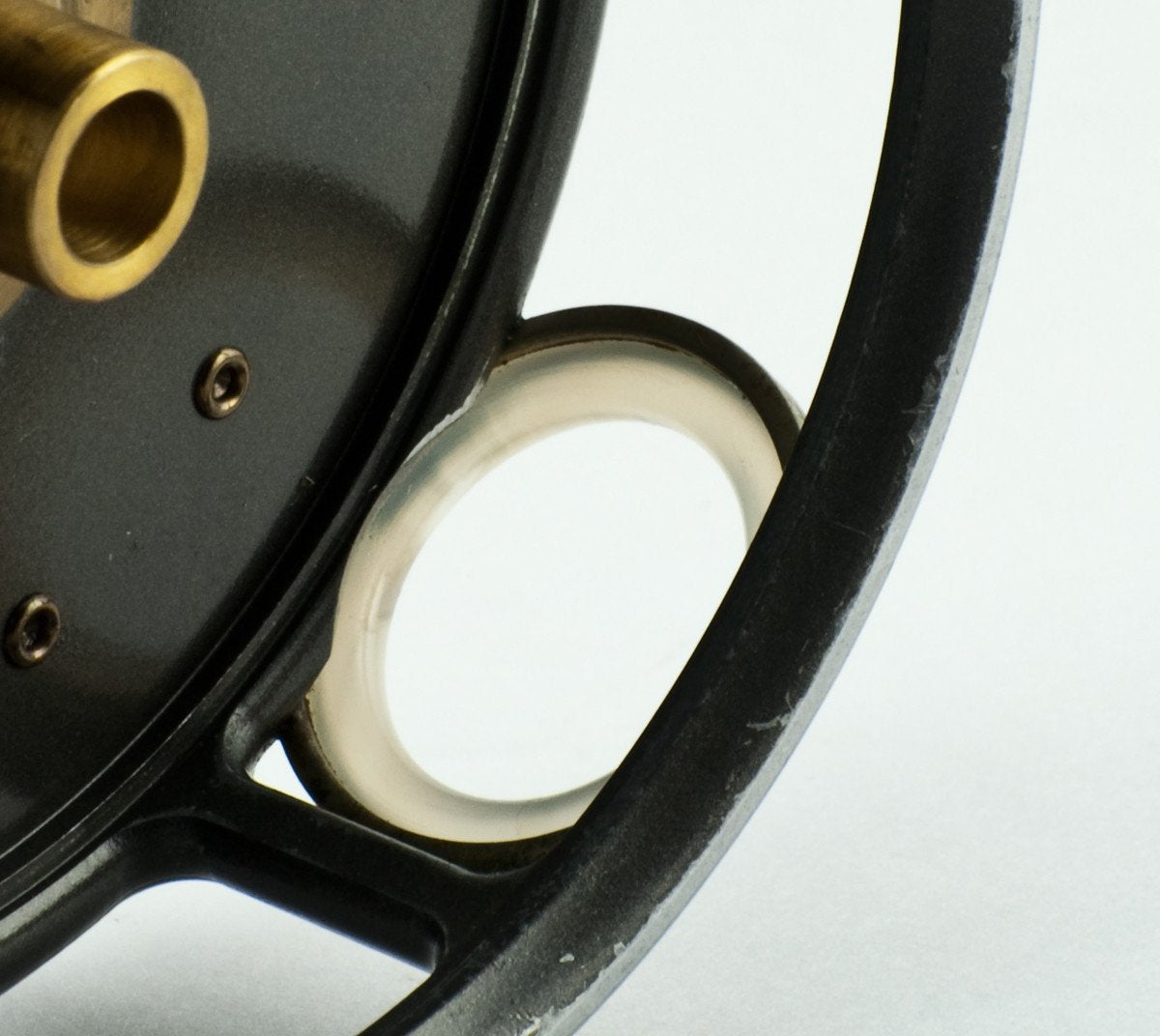 Hardy Perfect 3 7/8" with agate line guide 