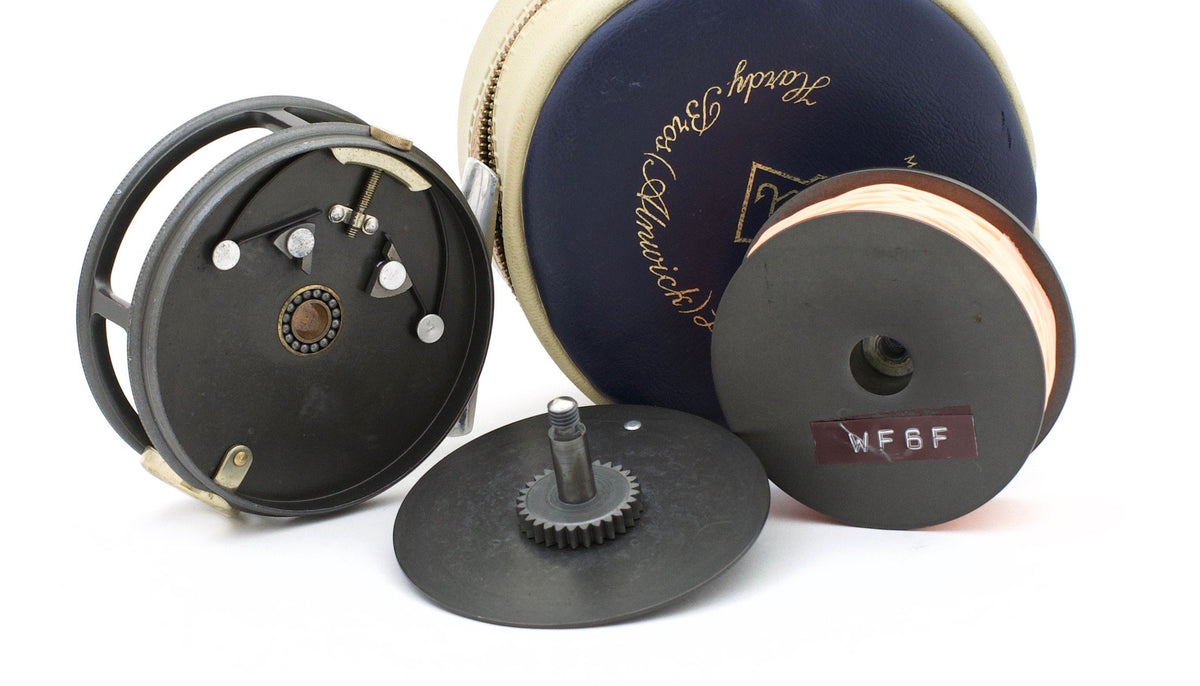 Hardy Perfect 3 3/8" Fly Reel