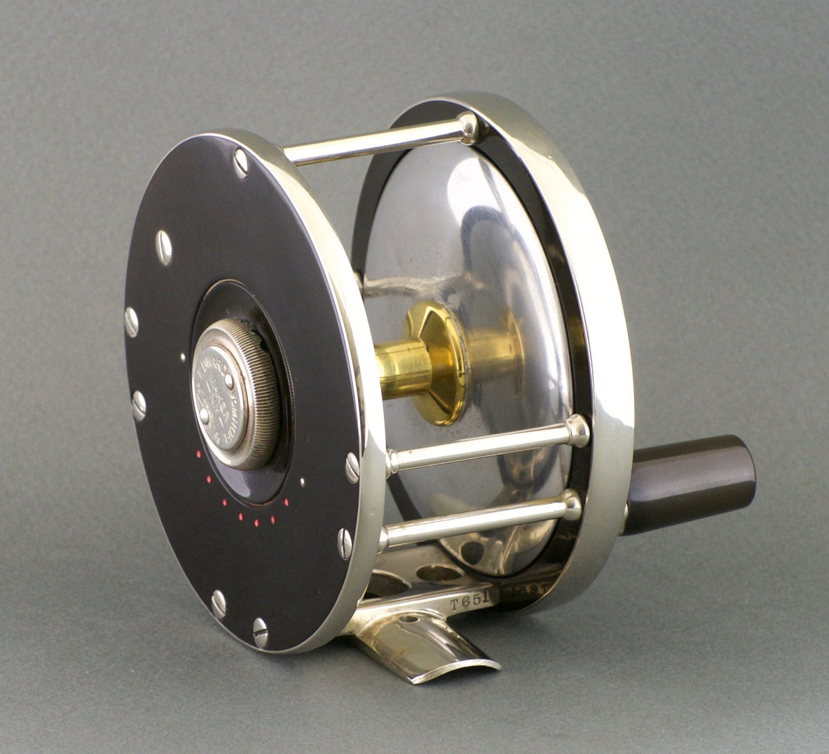 Edward Vom Hofe Model 423 Restigouche 4/0 Fly Reel