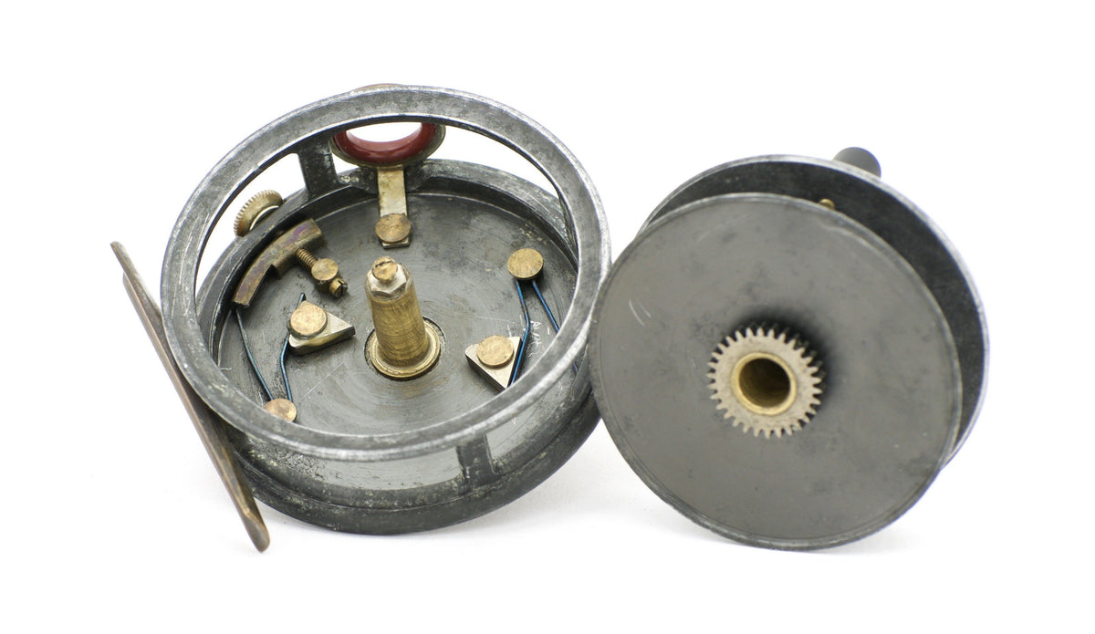 J.W. Young 3 1/8" Pattern 5 Red Agate Fly Reel 