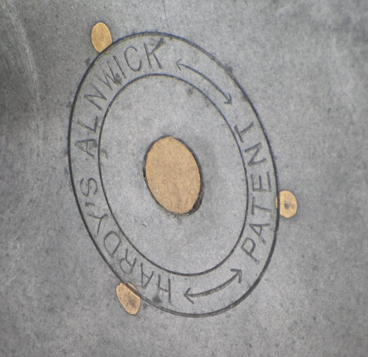 Hardy Perfect 3 1/8" 1912 check w/ red agate 