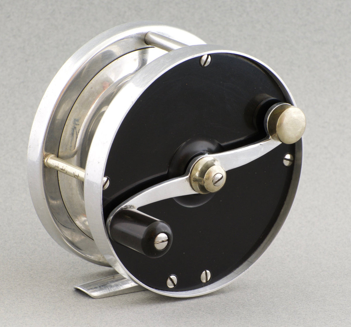 Walker Model 5 "Super American" - 3 1/4" Heavy Trout Fly Reel 