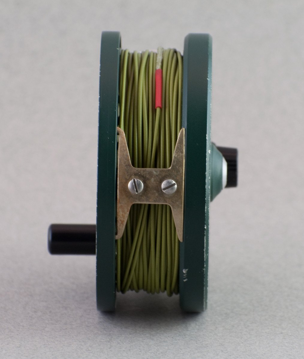 Orvis CFO III Disc Fly Reel - green introductory model with two spare spools!