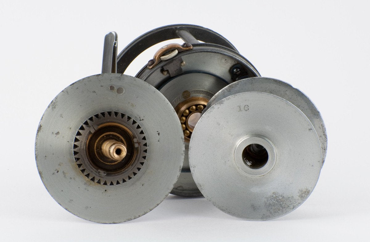 Hardy Perfect 2 3/4" 1905 check fly reel