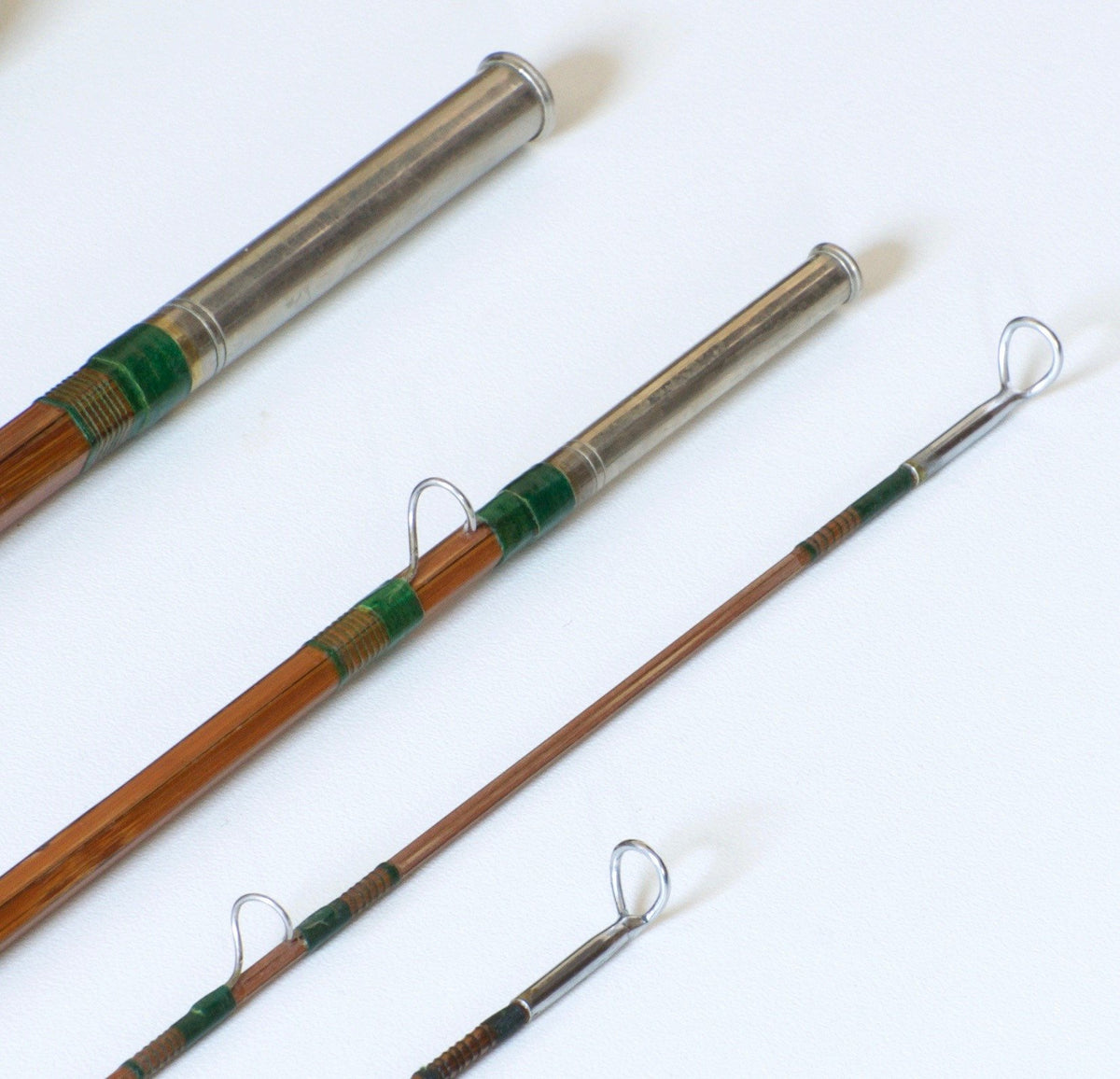 Phillipson Peerless Dry Fly Special Bamboo Rod 8'6 3/2 6wt - guides and thread wrapping