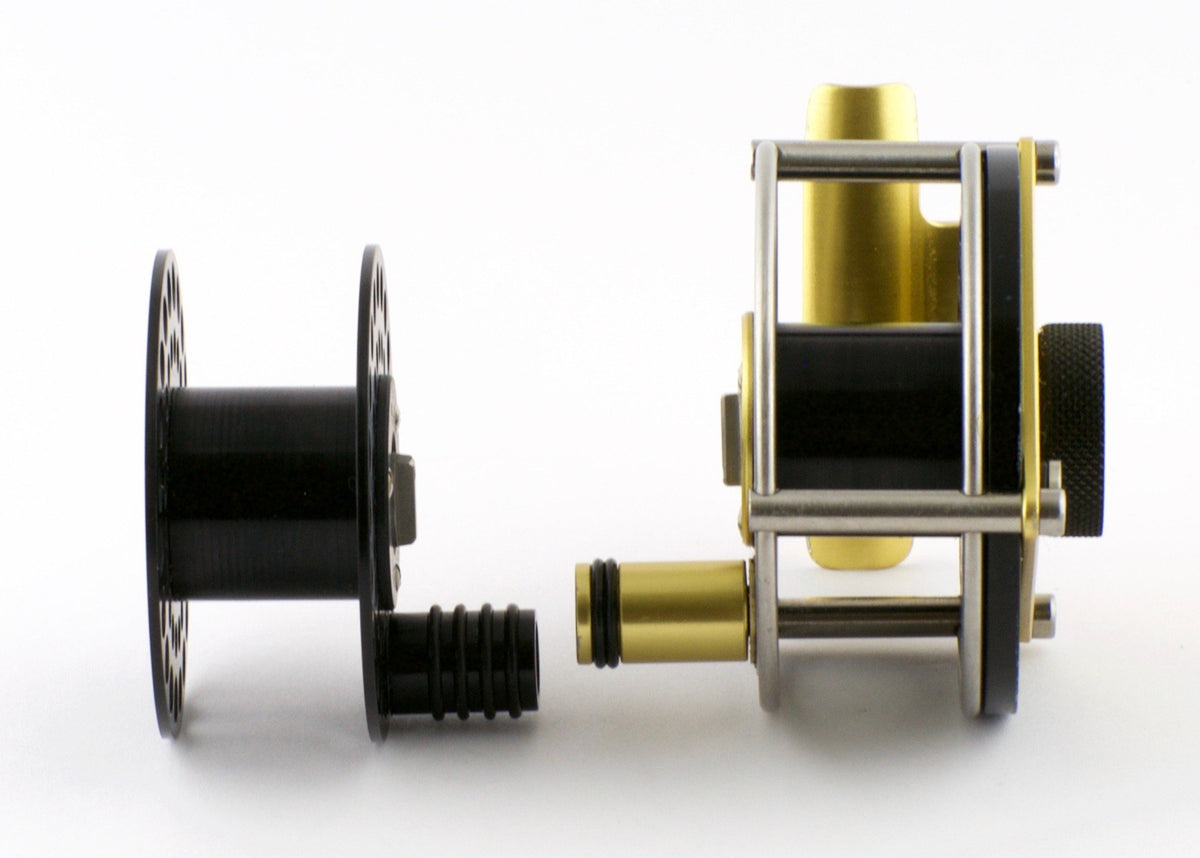 Ari 't Hart F1 Traun fly reel and spare spool - RHW