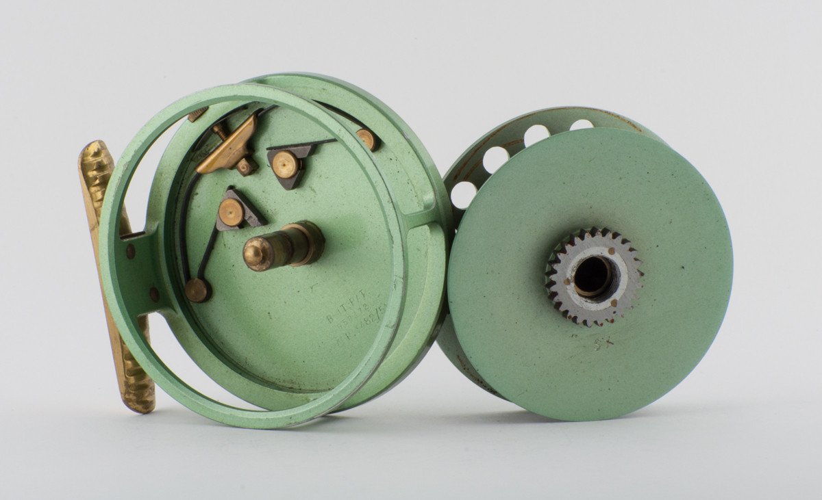 antique fly reel green japan Hardy Princess Lightweight Series Fly Reel - Green 3"