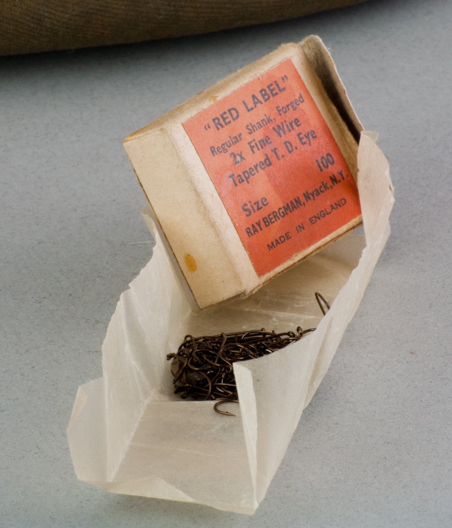 Ray Bergman Hooks - 2x fine wire tapered TD eye Size 16 Qty 100 