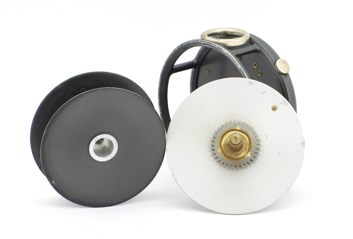 Hardy Perfect Taupo 3 7/8" Fly Reel - The Original Taupo! 