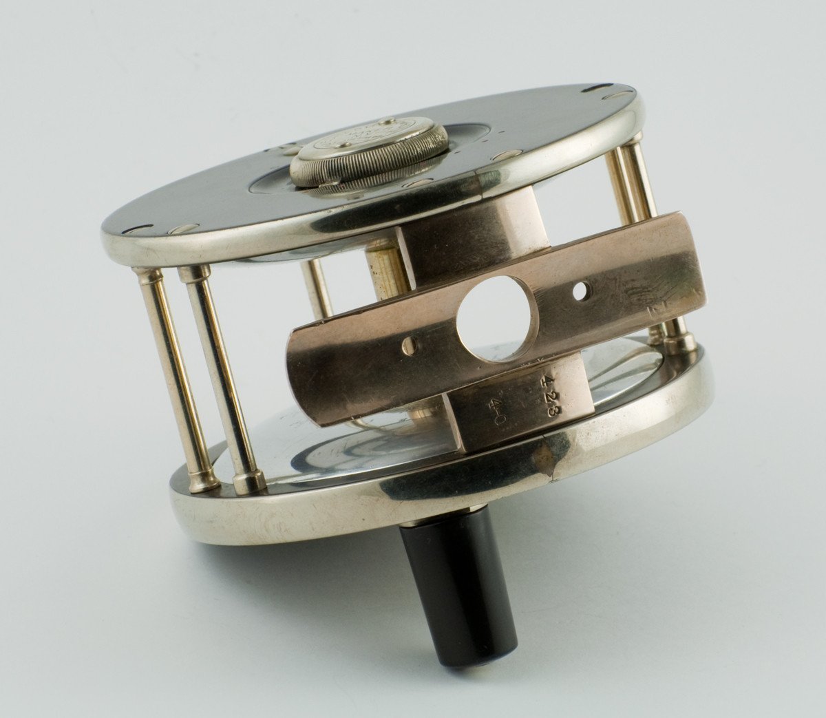 Edward Vom Hofe Model 423 Restigouche 4/0 Fly Reel