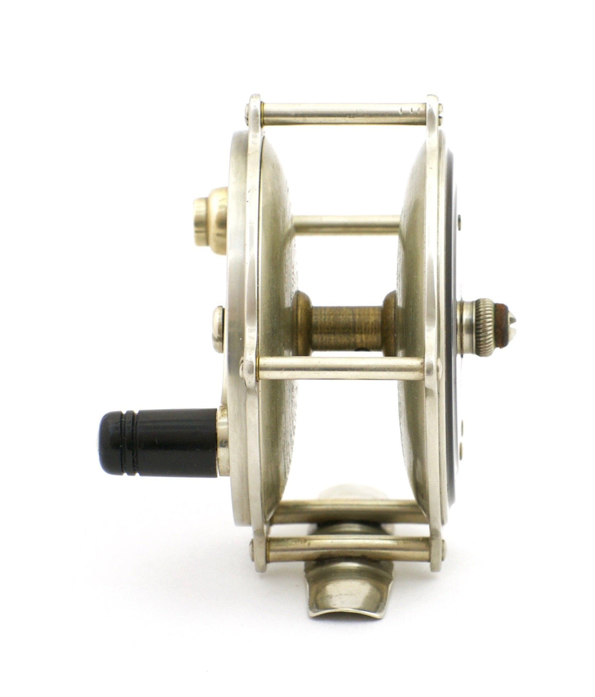 Julius Vom Hofe / H.L. Leonard -- 3" Raised Pillar Fly Reel