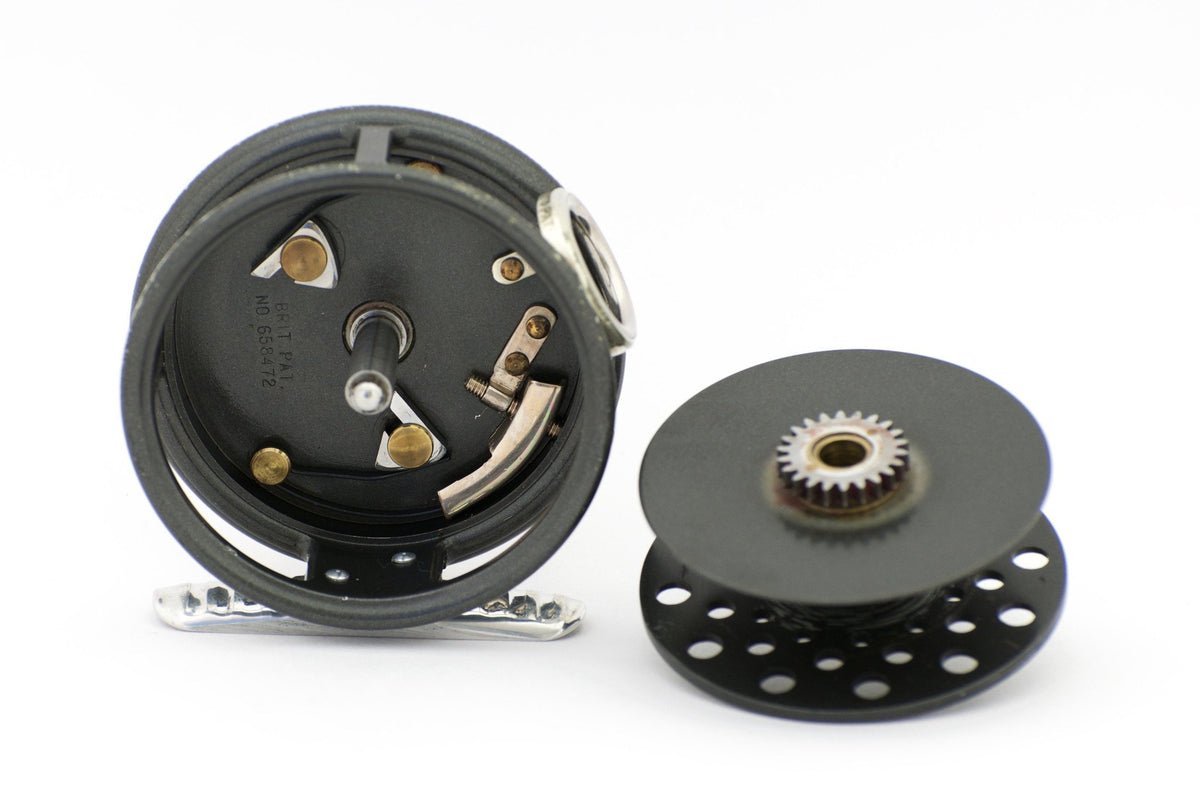 Hardy St. George Jr. Fly Reel - LHW from the 1950s!