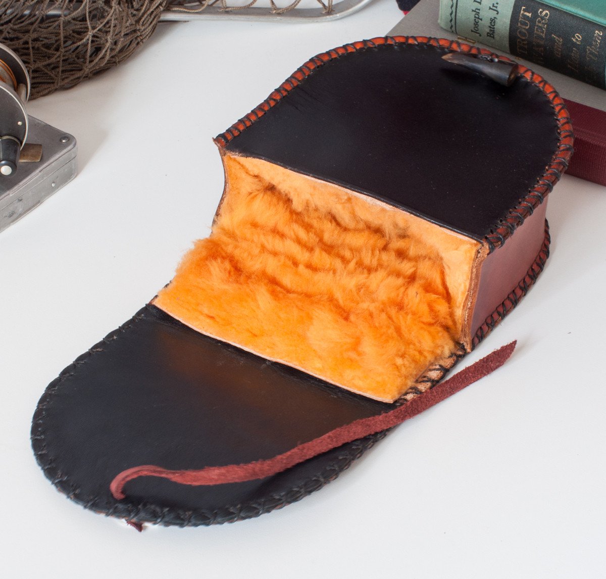 Annie Margarita Leather Reel Case - "Grizzly"