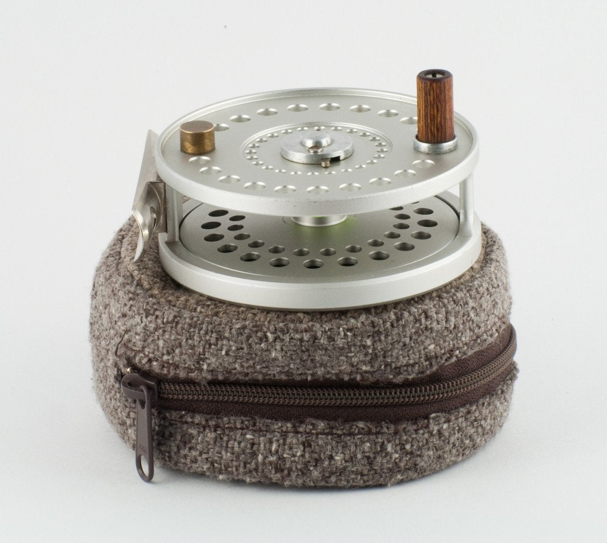 ufmウエダ× Catskill Research Inc. カンタータ2400 CRI (Catskill Research Incorporated) Model 2400 fly reel