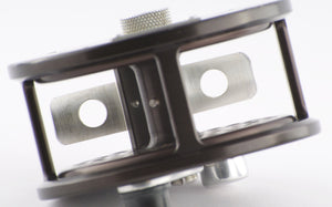 Bogdan Steelhead Fly Reel - ALL BLACK - LHW