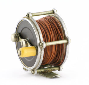 Leonard Mills Model 44B Raised Pillar Fly Reel